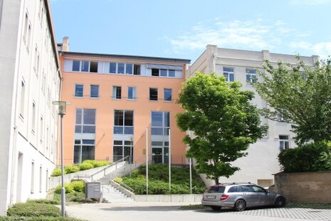 Auf dem Bild ist das Gebäude des Finanzamtes Görlitz zu erkennen.